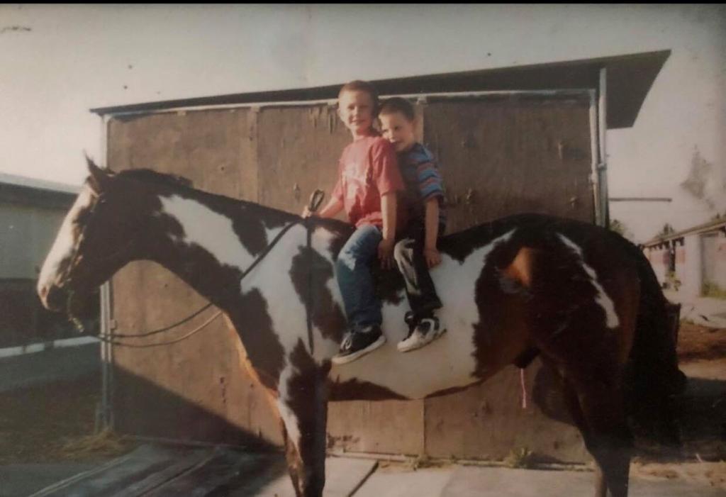 Taylor and Timy riding bareback on Bear. (Courtesy of Taylor Cambra)